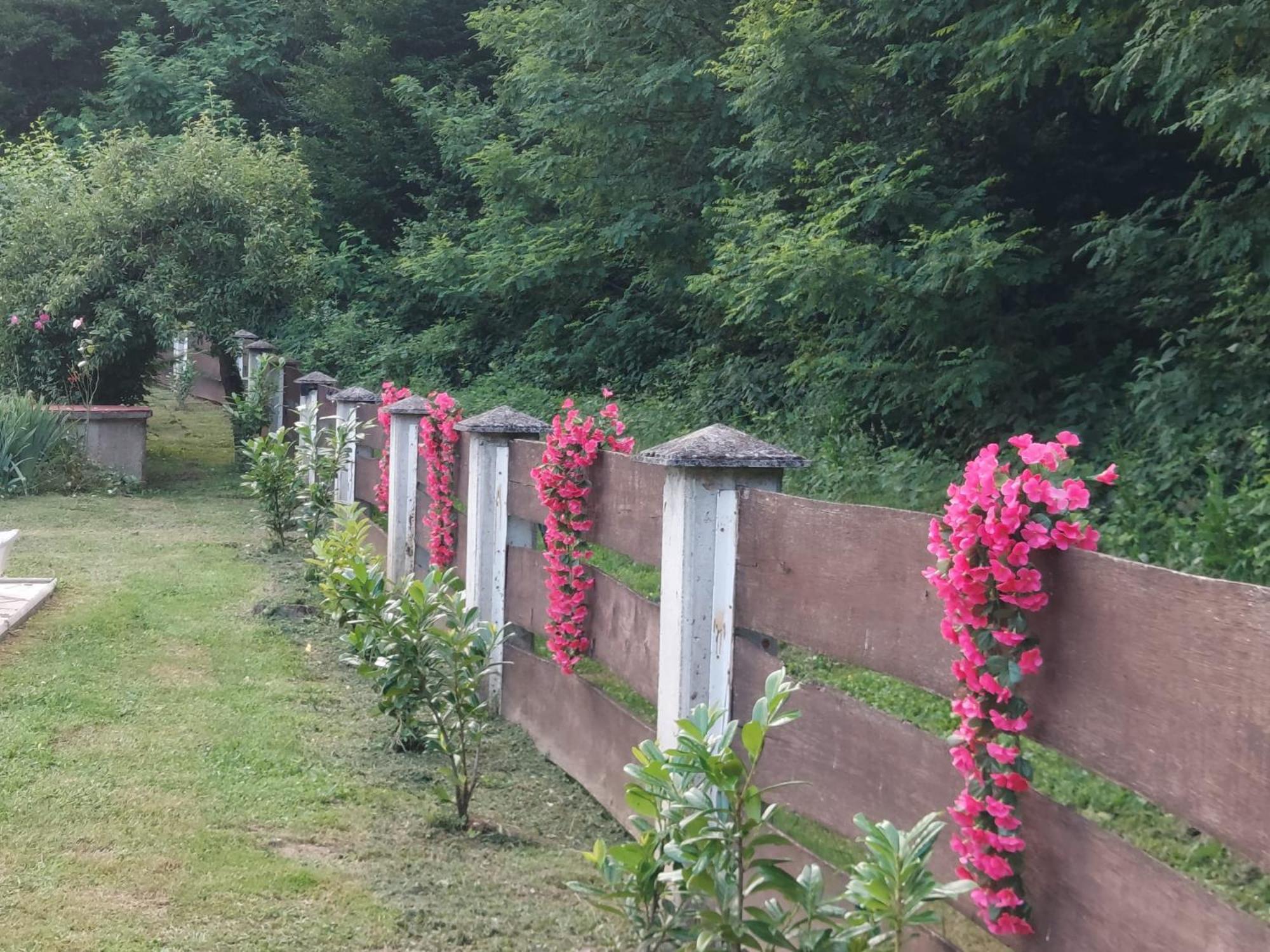 Kuca Za Odmor Mazuran Villa Karlovac Bagian luar foto
