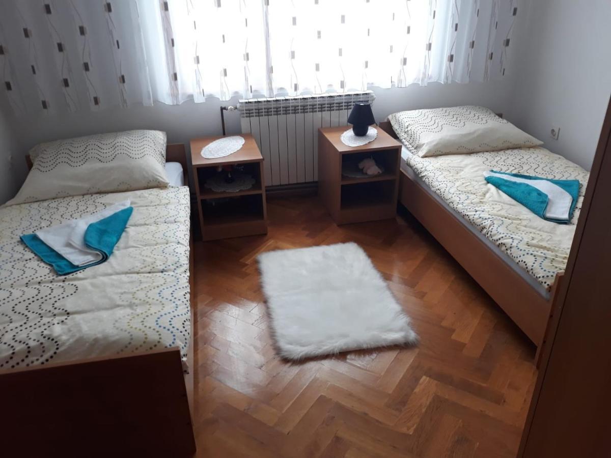 Kuca Za Odmor Mazuran Villa Karlovac Bagian luar foto